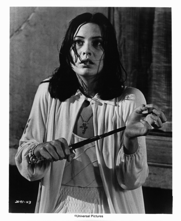 Cristina Raines