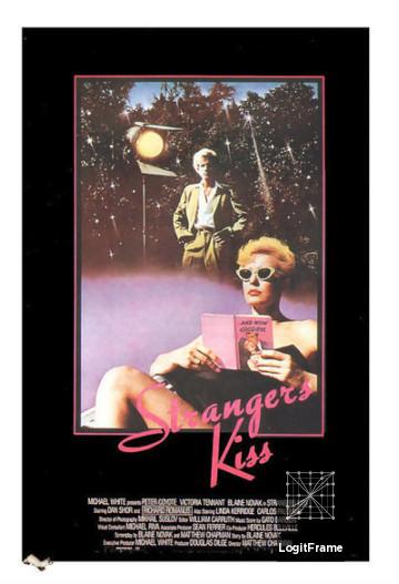 Strangers Kiss 